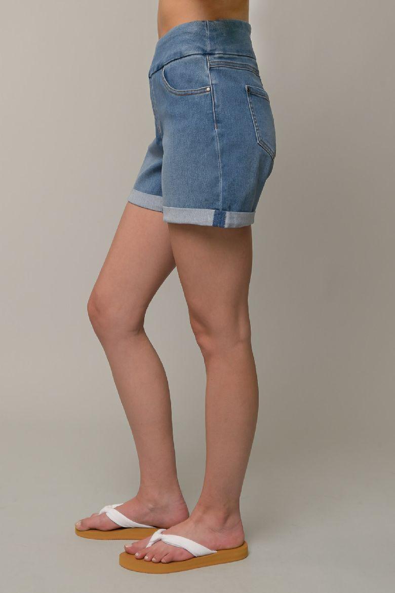 Roll Cuff Denim 5" Short Light Wash