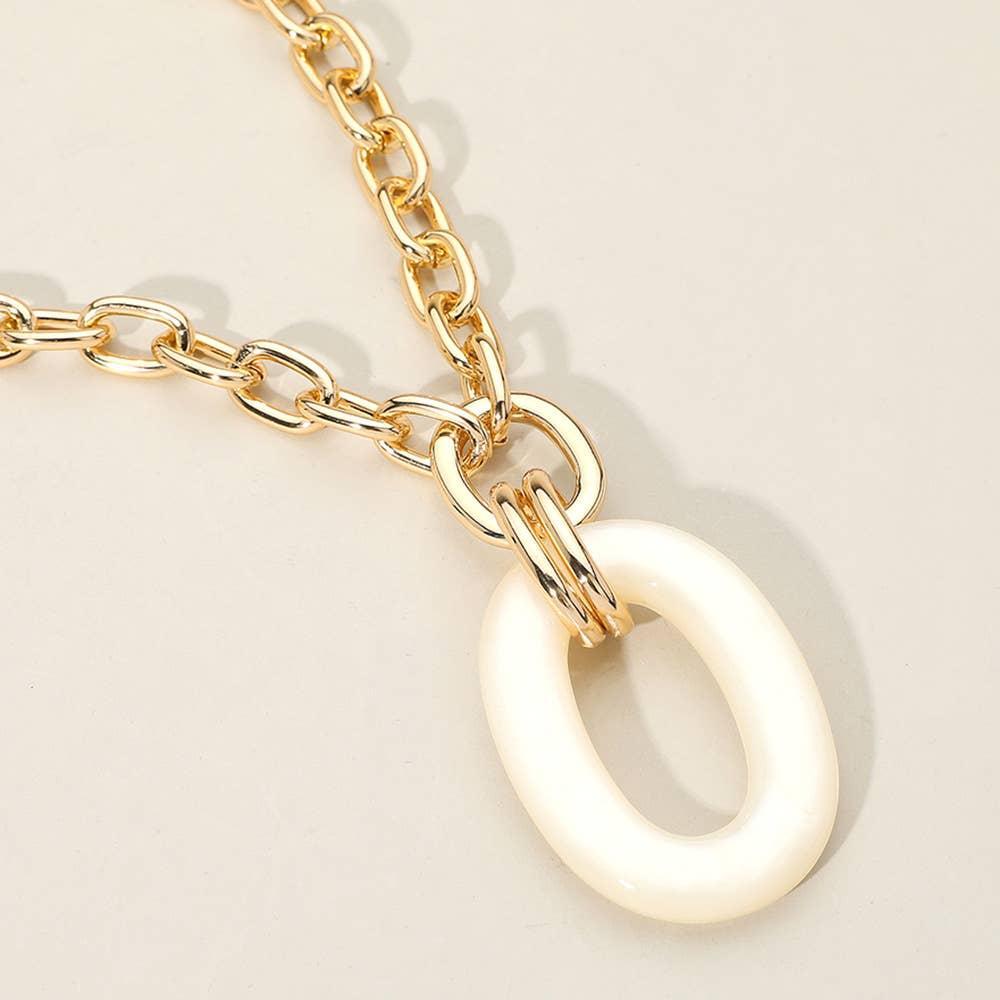 Oval Ring Pendant Chunky Chain Necklace