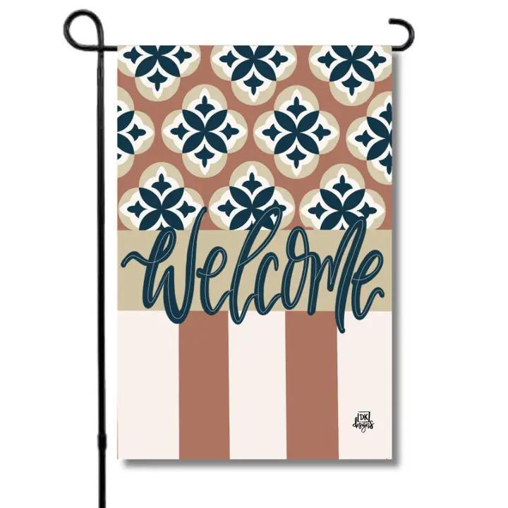 Mocha Chica Garden Glam Garden Flag