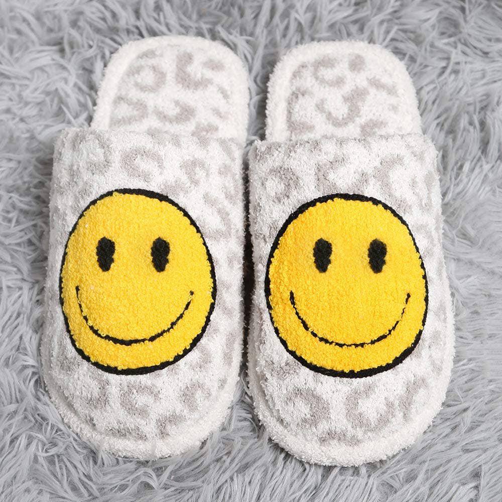 Smile Accented Leopard Patterned Soft Home Indoor Slippers