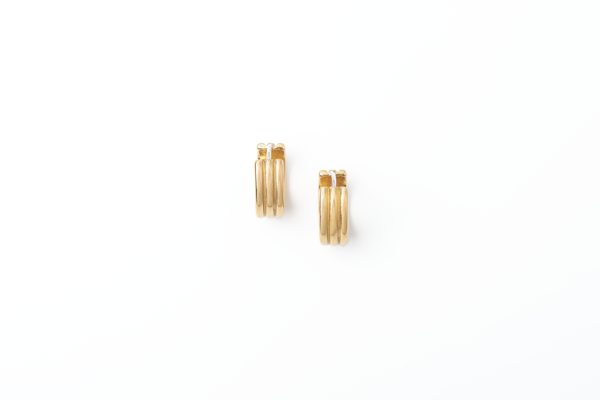 Meralora PVD Fluted Huggie Earrings